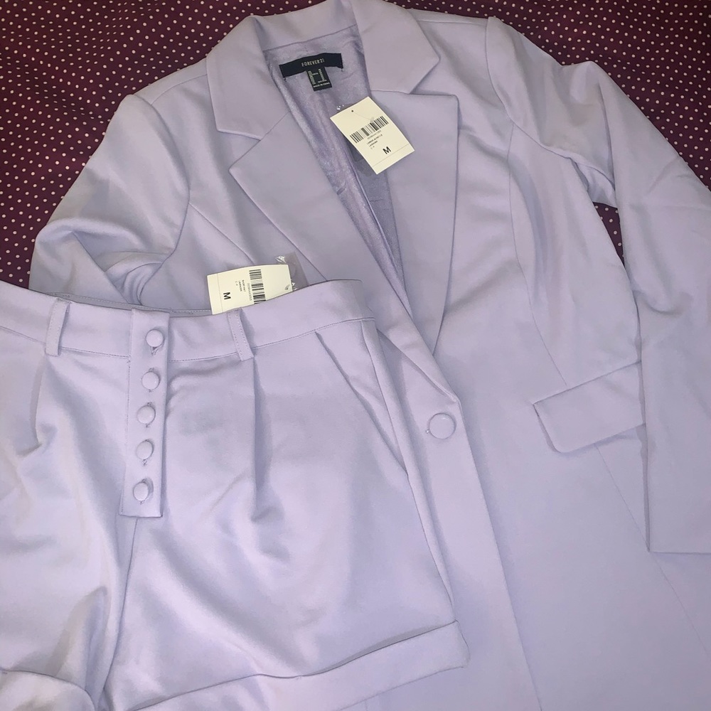 BNWT FOREVER 21 Lavender color Blazer short set